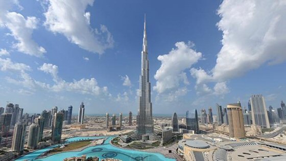 Burj Khalifa. Dubaï.
